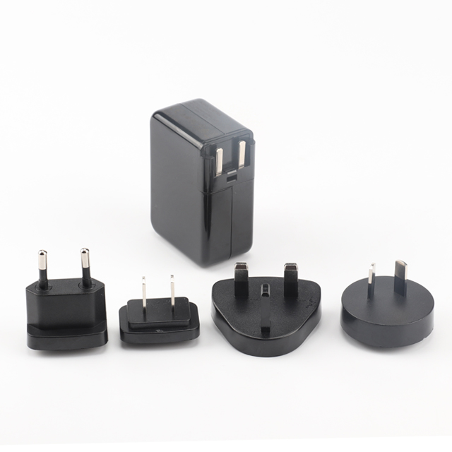 21W/24W 5V 4.2A/4.8A 4��USB���